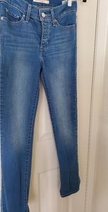 Levi 314 Shaping Straight Jeans (26)